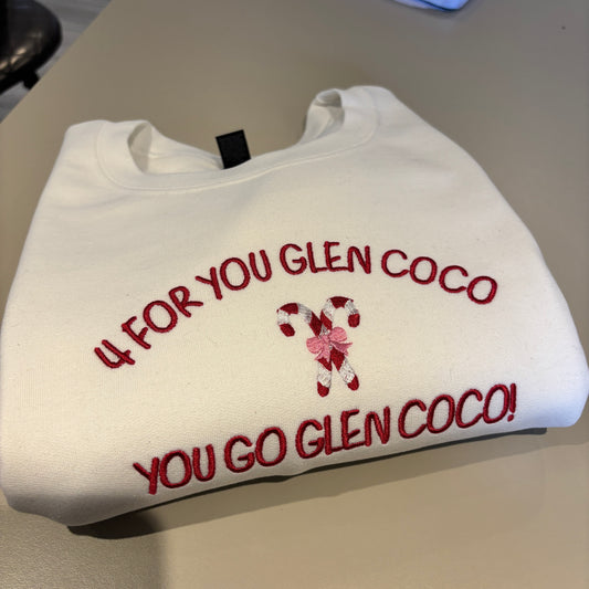 LARGE WHITE GLEN COCO EMBROIDERED SWEATSHIRT *SAMPLE*