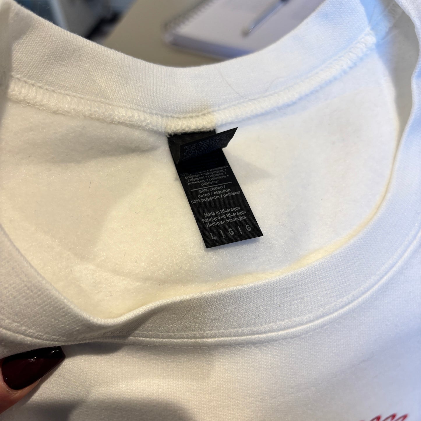 LARGE WHITE GLEN COCO EMBROIDERED SWEATSHIRT *SAMPLE*