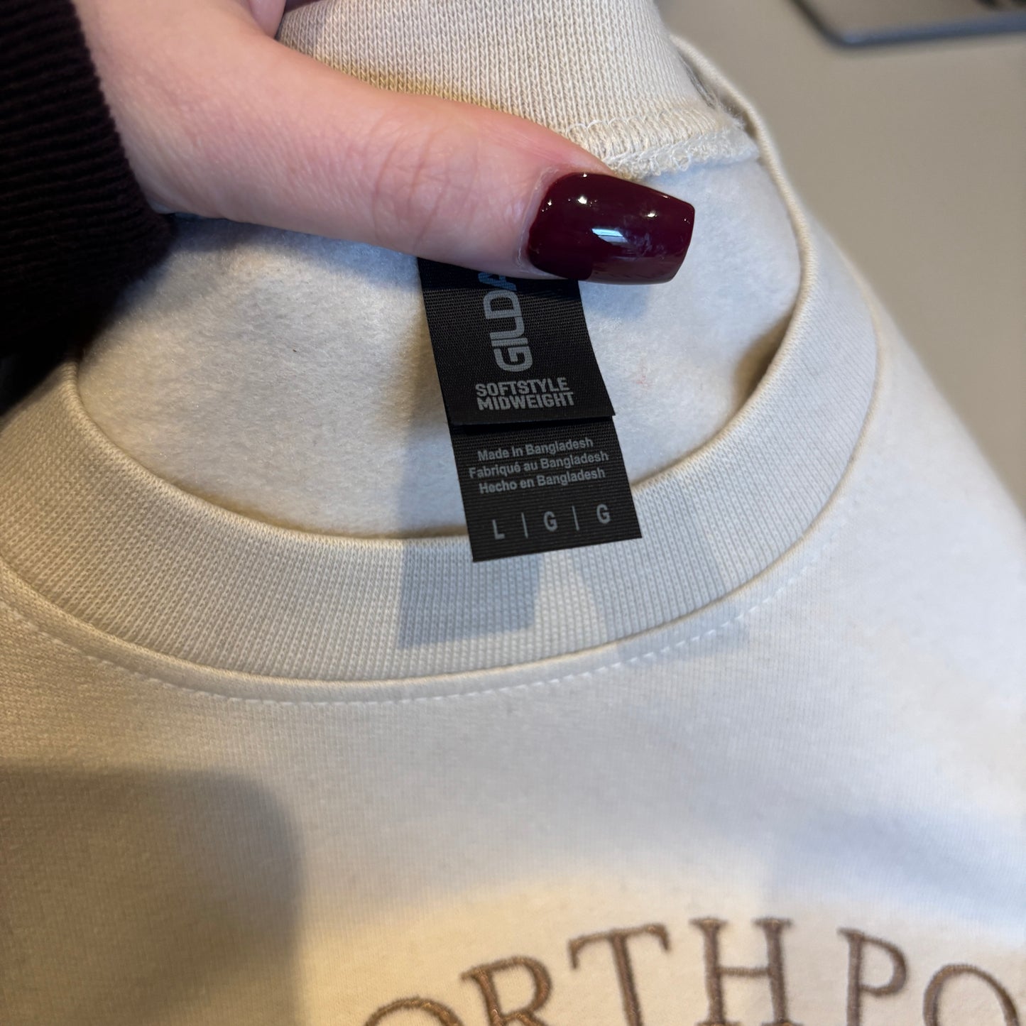 LARGE BEIGE GINGERBREAD BAKERY EMBROIDERED SWEATSHIRT *SECONDS*