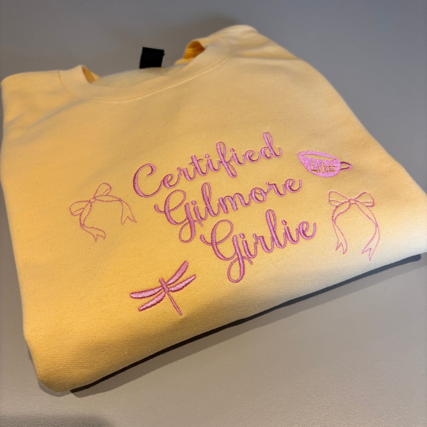 LARGE YELLOW CERTIFIED GILMORE GIRLIE EMBROIDERED SWEATSHIRT *SAMPLE*