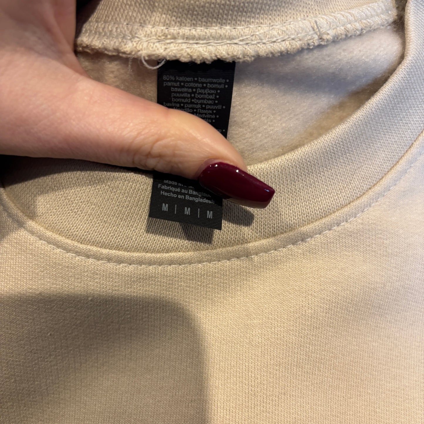 MEDIUM BEIGE GILMORE ICONS EMBROIDERED SWEATSHIRT *SECONDS*