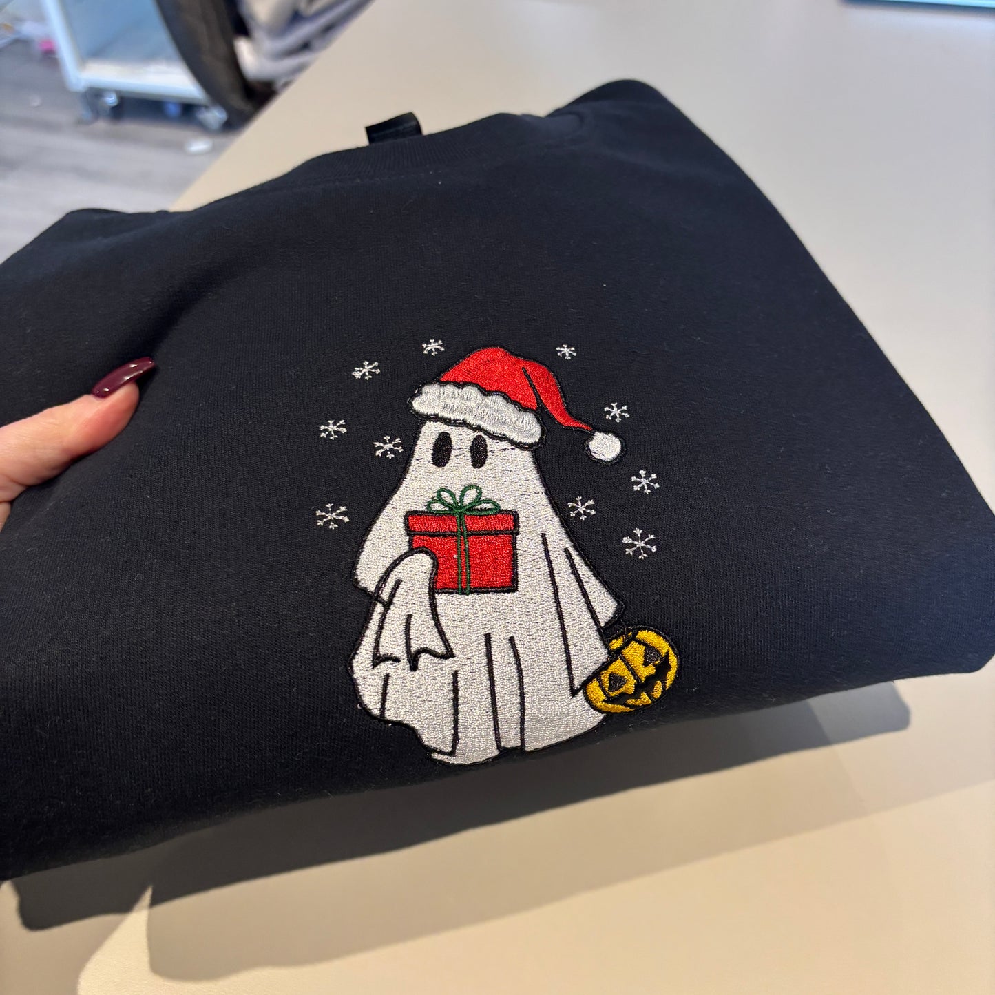 LARGE BLACK XMAS GHOST EMBROIDERED SWEATSHIRT *SAMPLE*