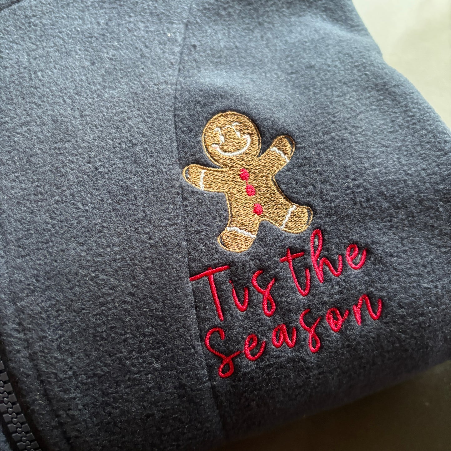 LARGE NAVY TIS THE SEASON EMBROIDERED FLEECE *SAMPLE*