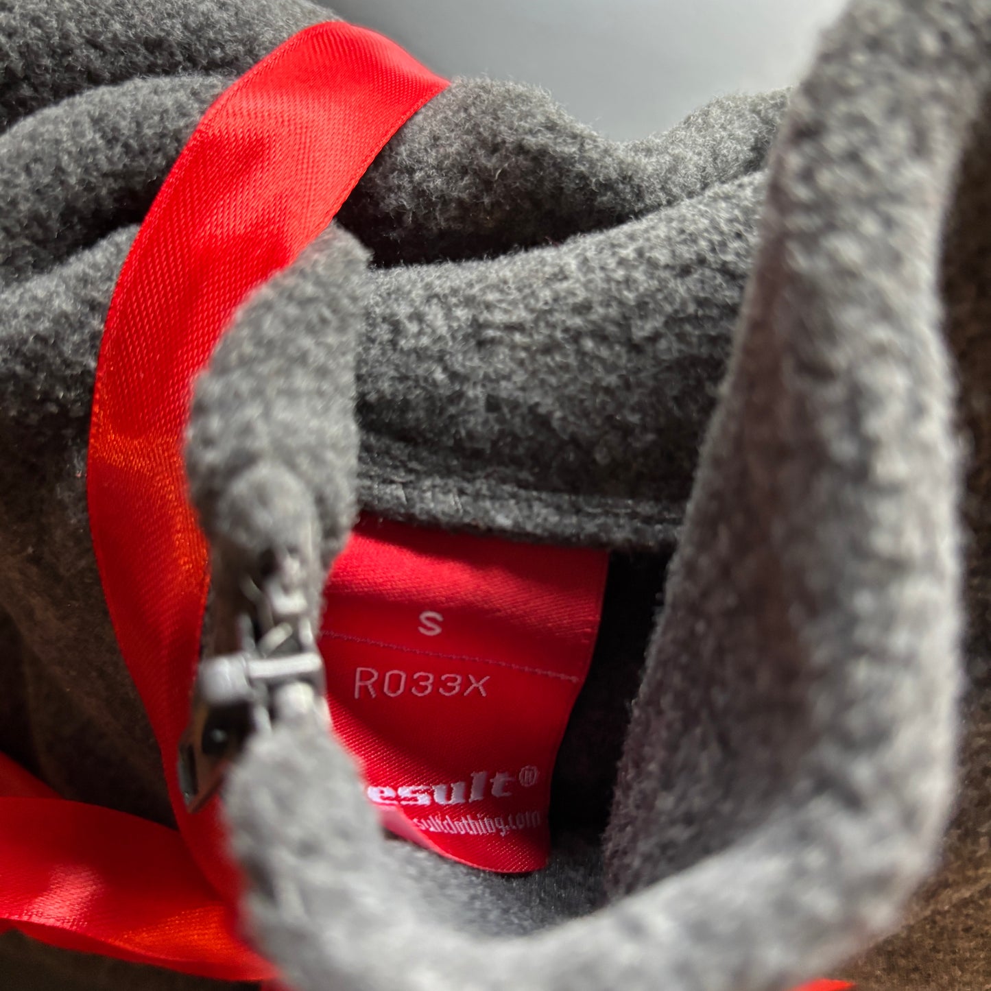 SMALL CHARCOAL XMAS GOOSE EMBROIDERED FLEECE *SAMPLE*