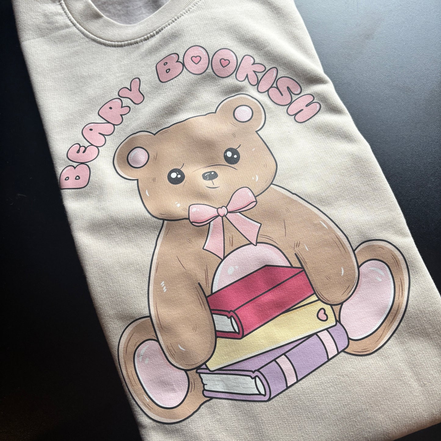 LARGE BEIGE BEARY BOOKISH PRINTED SWEATSHIRT *SAMPLE*