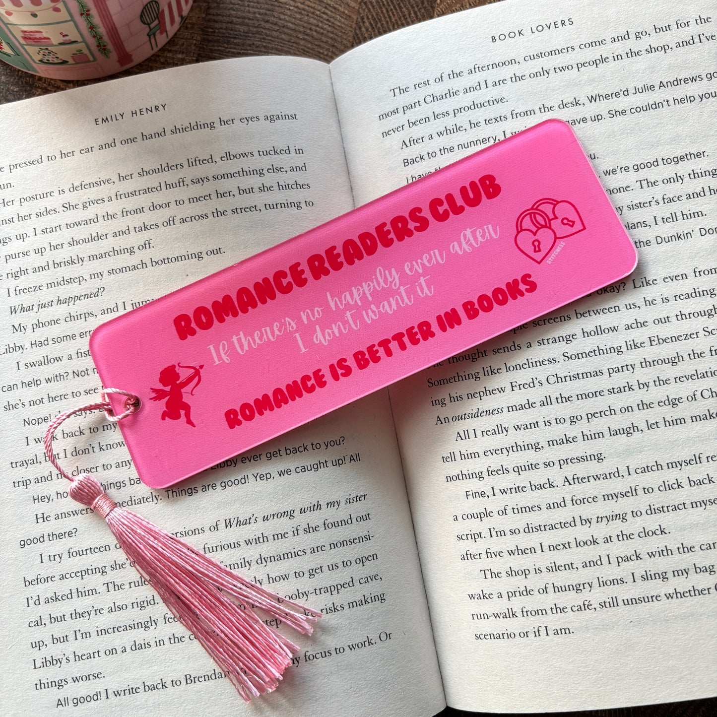 STITCHESS EXCLUSIVE ACRYLIC TASSEL BOOKMARK